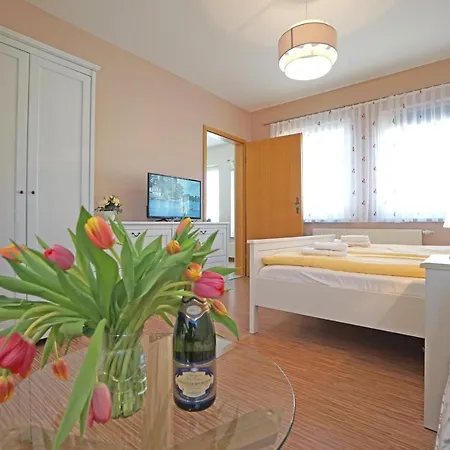 Apartment Uns Huesung