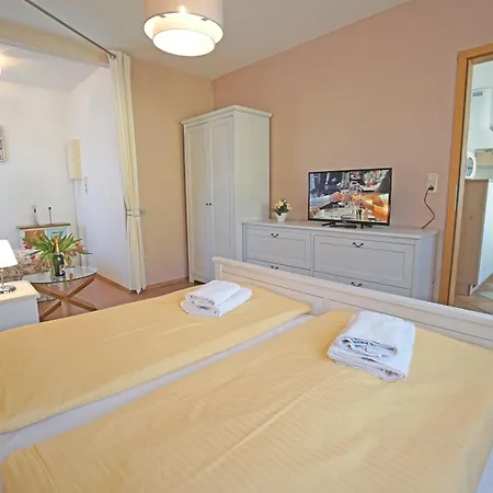 Uns Huesung Apartamento *